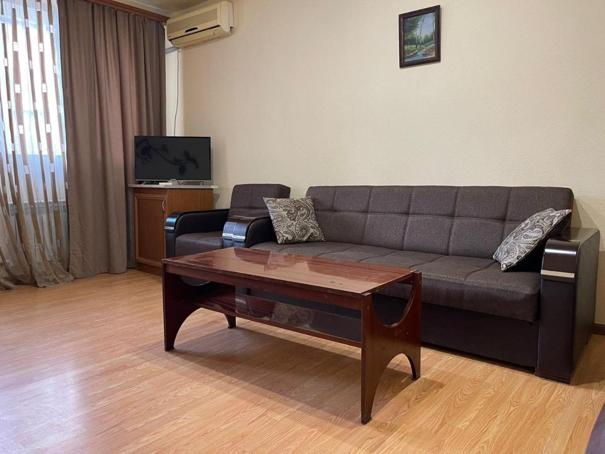 Apartment In Yerevan, Centre Luaran gambar
